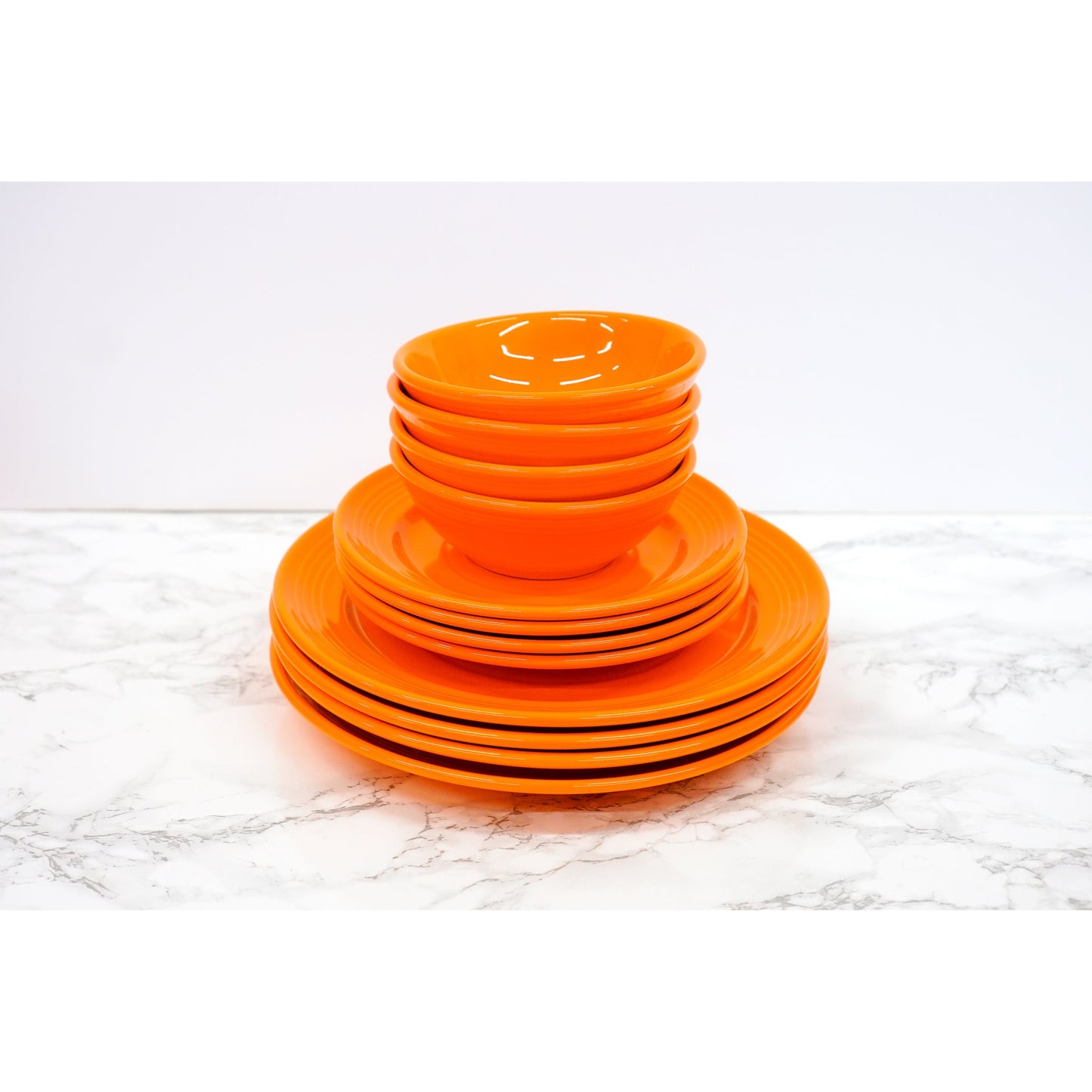 Tuxton Home Concentrix 18-Piece Ceramic Stoneware Service Set For 6